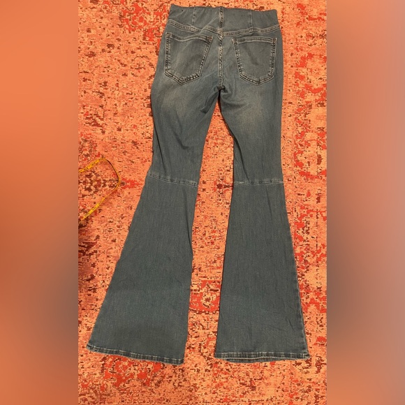 We the Free Penny Pull-On Flare Mid Rise Stretch Denim Jean - Picture 4 of 8